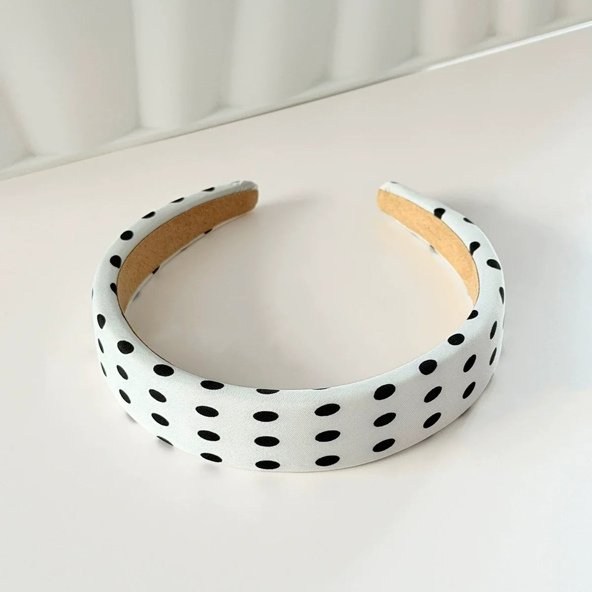 Bandeau chic à pois