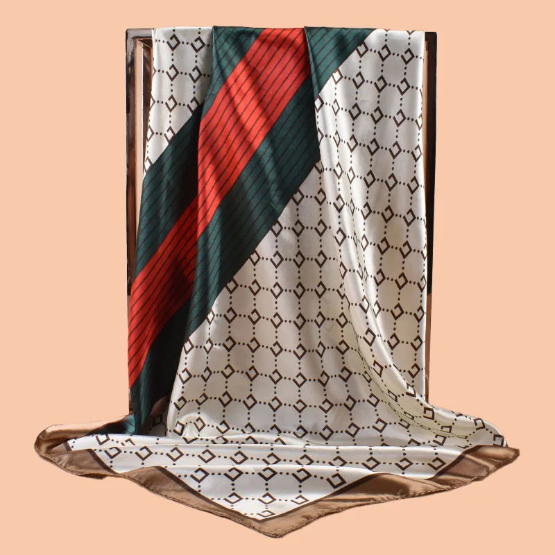 Écharpe carrée d'été élégante